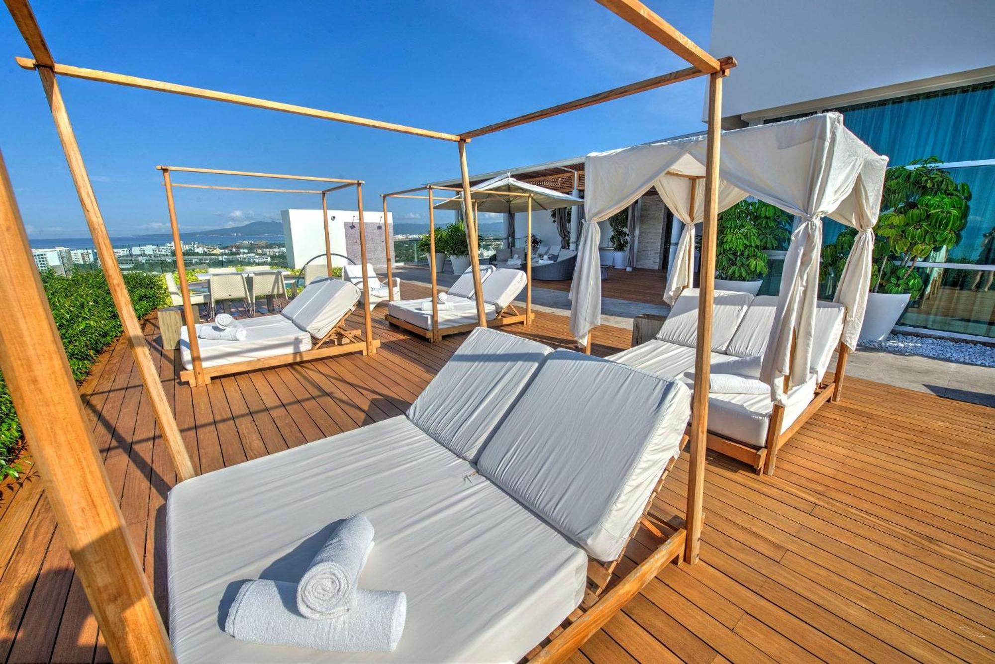 The Grand Luxxe Three Bedroom Spa Suite Нуево Валярта Екстериор снимка